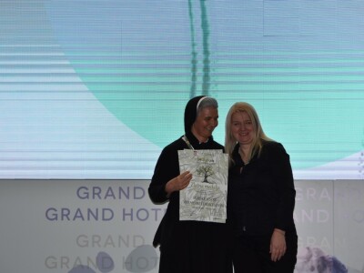 Časne sestre proizvode odlično maslinovo ulje Časne sestre proizvode odlično maslinovo ulje