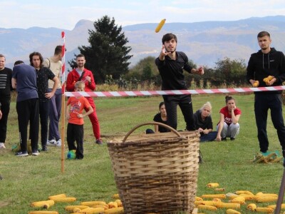 CATCHaCORN 2 - drugo studentsko takmičenje u berbi kukuruza