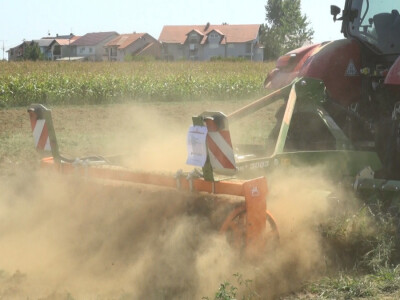 Catros 3003 Special u radu