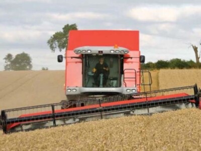 Kombajn Massey Ferguson Kombajni MF Centora