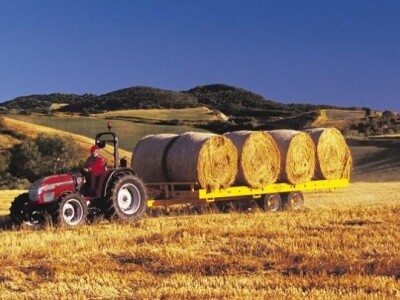 Traktor McCormick C-L