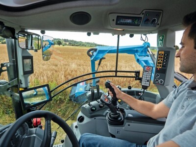 Claas Arion 400 stage V