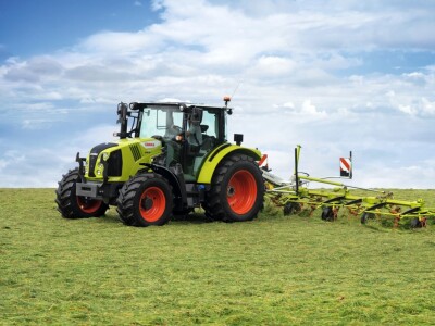 Claas Arion 400 stage V