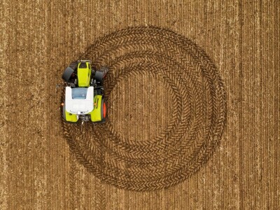 Claas Arion 400 stage V