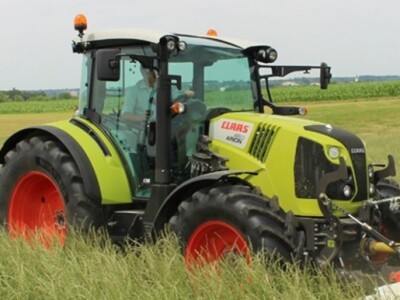Claas Arion 430