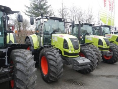Traktor Claas ARION 600C