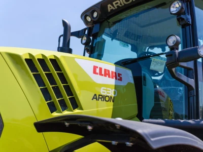 Claas Arion 630 traktor mjeseca