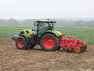 Claas Arion 660 Cmatic