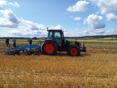 CLAAS Elios 200, Elios 300, Axos 200