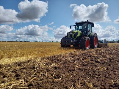 CLAAS Elios 200, Elios 300, Axos 200
