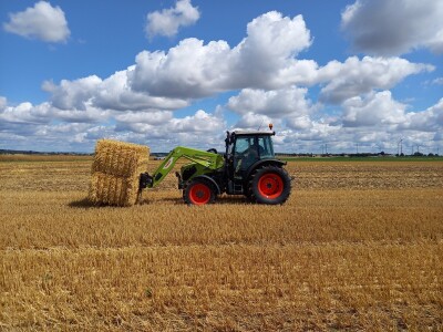 CLAAS Elios 200, Elios 300, Axos 200