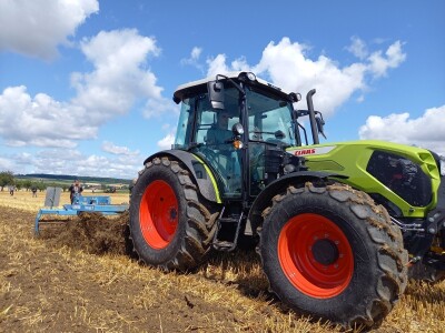 CLAAS Elios 200, Elios 300, Axos 200