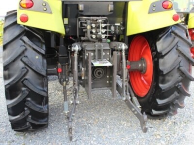 Traktor Claas AXOS