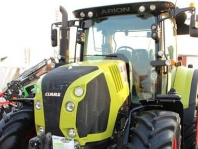 Traktor Claas ARION 500