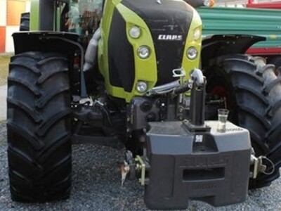 Traktor Claas ARION 500