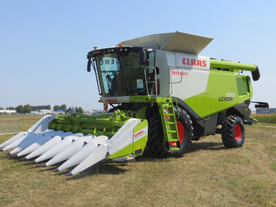 Kombajn: CLAAS LEXION 670