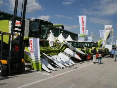 Claas mehanizacija