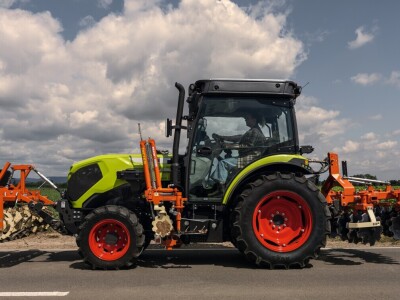 Claas Nexos