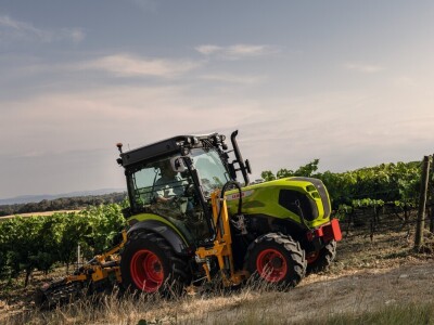 Claas Nexos