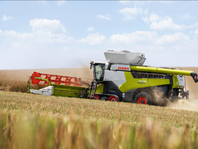 CLAAS obilježava 35 godina rada s gusjenicama - danas su standard u industriji CLAAS obilježava 35 godina rada s gusjenicama - danas su standard u industriji