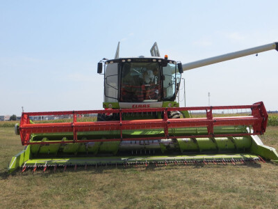 Kombajn Claas Tucano 420