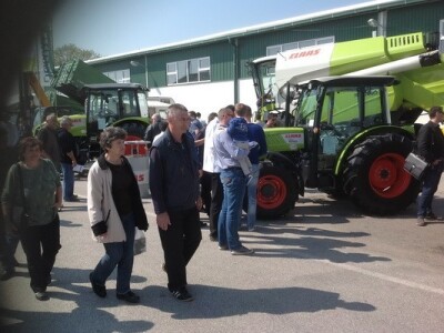 Claas traktor