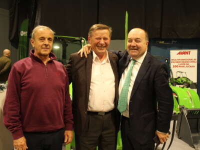 Članovi Udruge prodavatelja poljoprivredne mehanizacije i opreme u RH