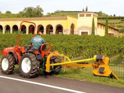 Traktor Goldoni Cluster