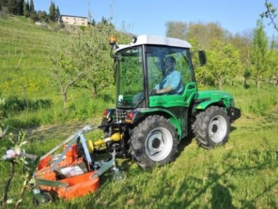 Traktor Ferrari Cobram 60 AR/RS