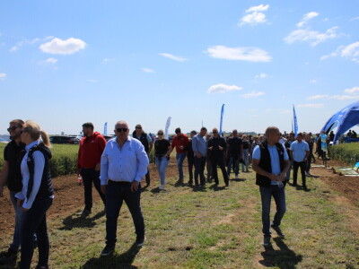 Corteva dan polja na FAZOS pokušalištu