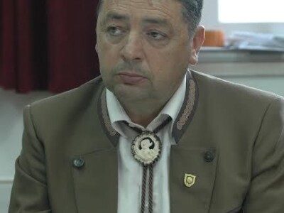 Crno se piše crnoj divljači