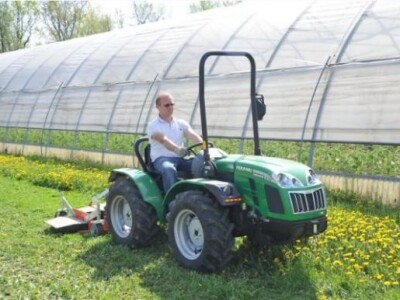 Traktor Ferrari Cromo K30/40 AR/RS