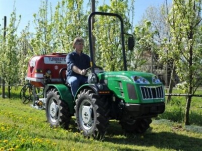 Traktor Ferrari Cromo K30/40 AR/RS