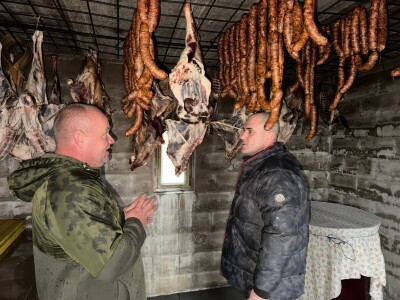 Dabro u posjeti OPG-u Božić Dabro u posjeti OPG-u Božić