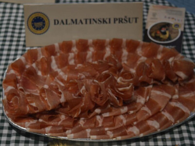 Hrvatsko naj Hrvatsko naj