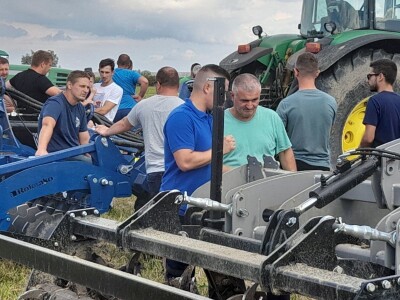 Dani polja tvrtke Agromens