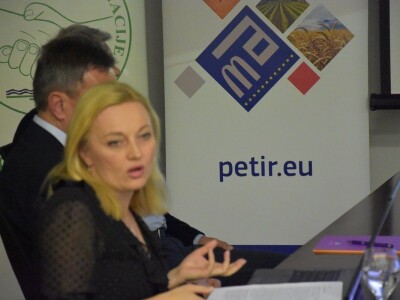 DAROVI MARIJANE PATIR; Poklon bon od 5.000 kuna PZ Cres i nagrada šampionu Sabatine -   put u Bruxelles i posjet EU institucijama DAROVI MARIJANE PATIR; Poklon bon od 5.000 kuna PZ Cres i nagrada šampionu Sabatine -   put u Bruxelles i posjet EU institucijama