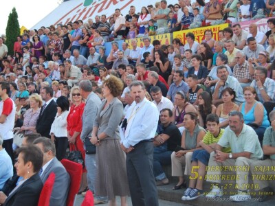 Derventski vašar i Derventsi sajam privrede i turizma Derventski vašar i Derventsi sajam privrede i turizma