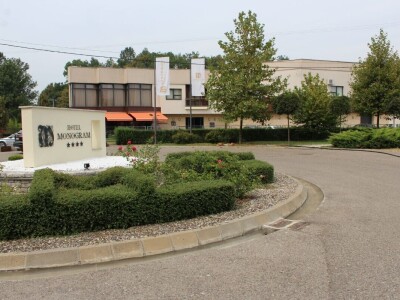 Destilerija i hotel Monogram