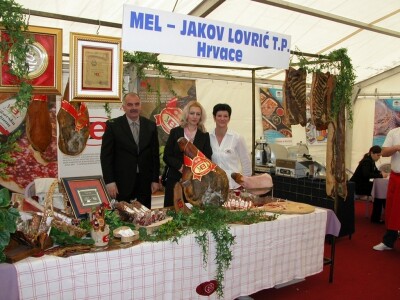 Detalj NS Pršuta u Sinju