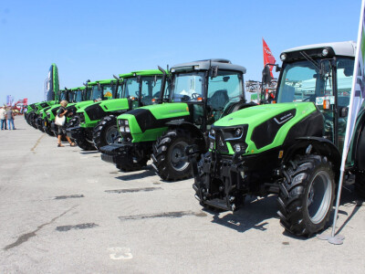 Farm Show Osijek 2017 - Traktori