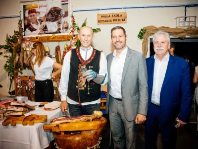 Deveto izdanje Međunarodnog festivala pršuta - Drniš