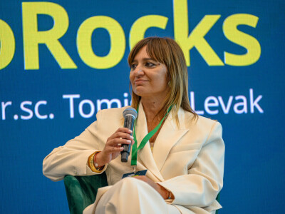 (Dez)informacije - kako prepoznati lažne vijesti?