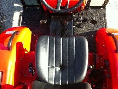 Traktor Impodan DF 304