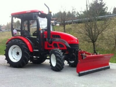 Traktor Impodan DF 504