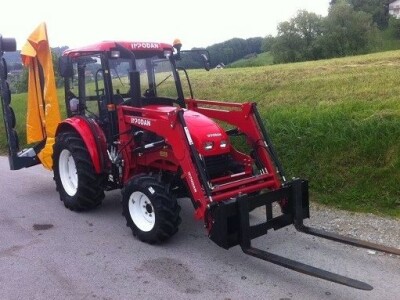 Traktor Impodan DF 504