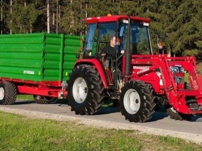 Traktor Impodan DF 604