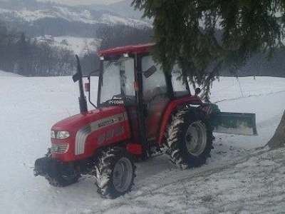 Traktor Impodan DF 604