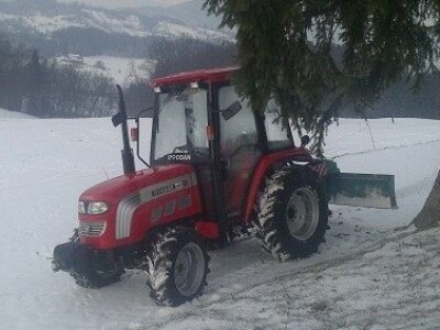 Traktor Impodan DF 604