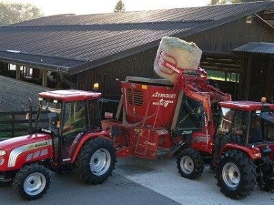 Traktor Impodan DF 704